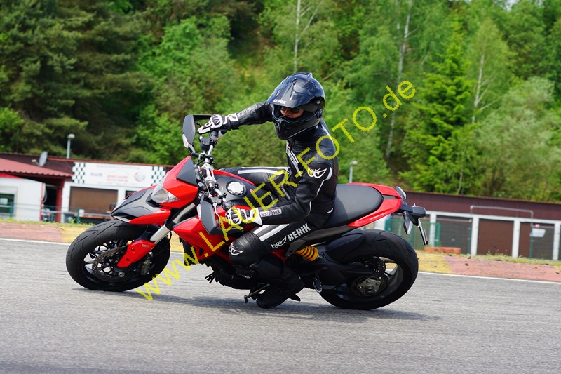 26.5.14 Lauer-Foto 474Hypermotard