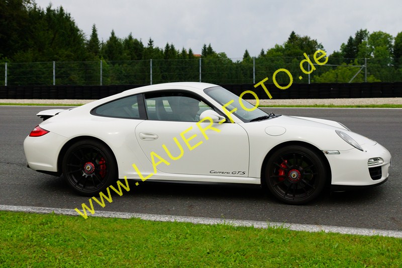 Carrera GTS Weiß Lauer-Foto 205