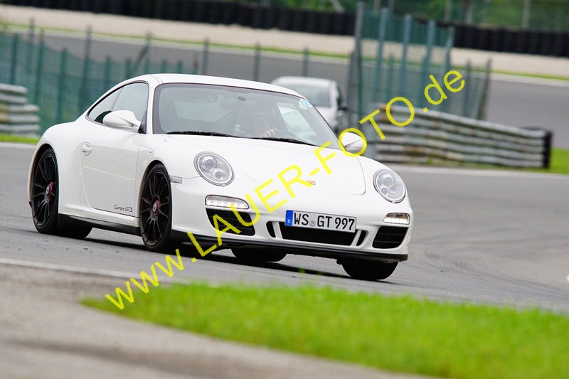 Carrera GTS Weiß Lauer-Foto 224