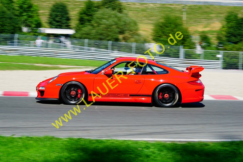 GT3 Rot Lauer-Foto (2)