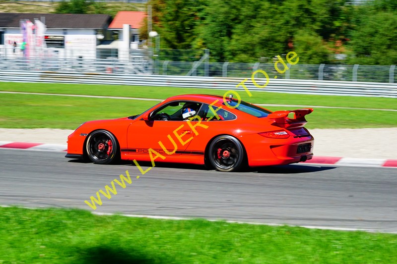 GT3 Rot Lauer-Foto (7)