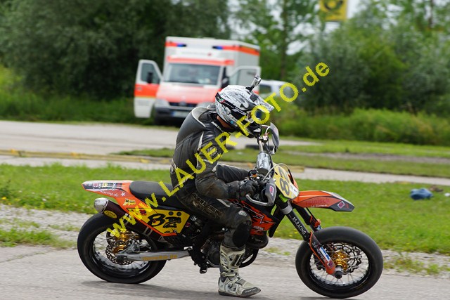 24.6.12 Supermoto Freising (192).