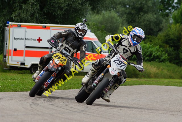 24.6.12 Supermoto Freising (265).