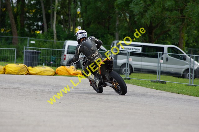 24.6.12 Supermoto Freising (404).