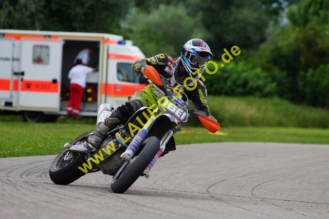 24.6.12 Supermoto Freising (409).