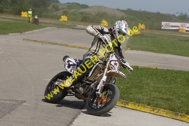 24.6.12 Supermoto Freising (40).