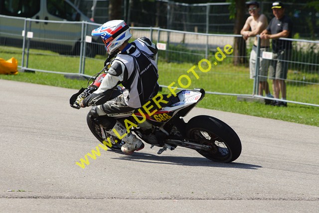 24.6.12 Supermoto Freising (553).