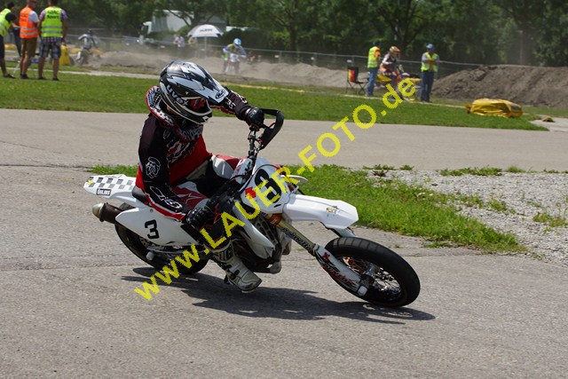 24.6.12 Supermoto Freising (55).