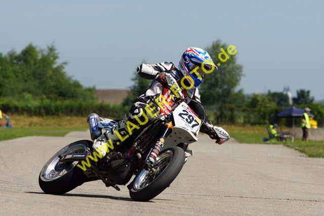 24.6.12 Supermoto Freising (565).