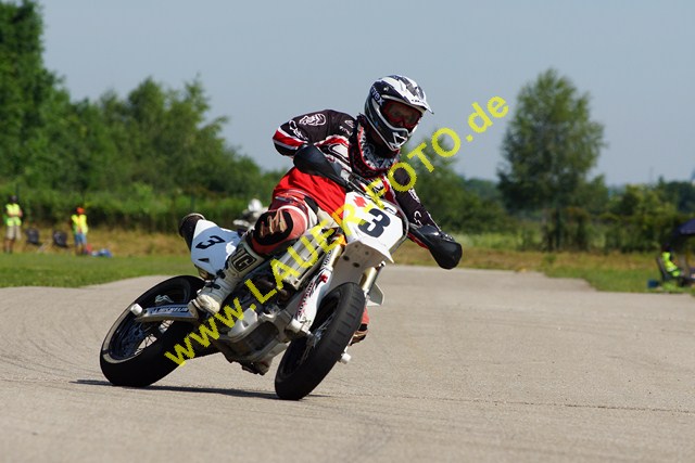 24.6.12 Supermoto Freising (566).